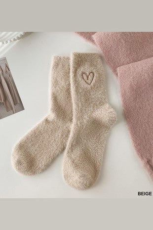 NEW ALIDA HEART EMBROIDERY FUZZY SOCKS
