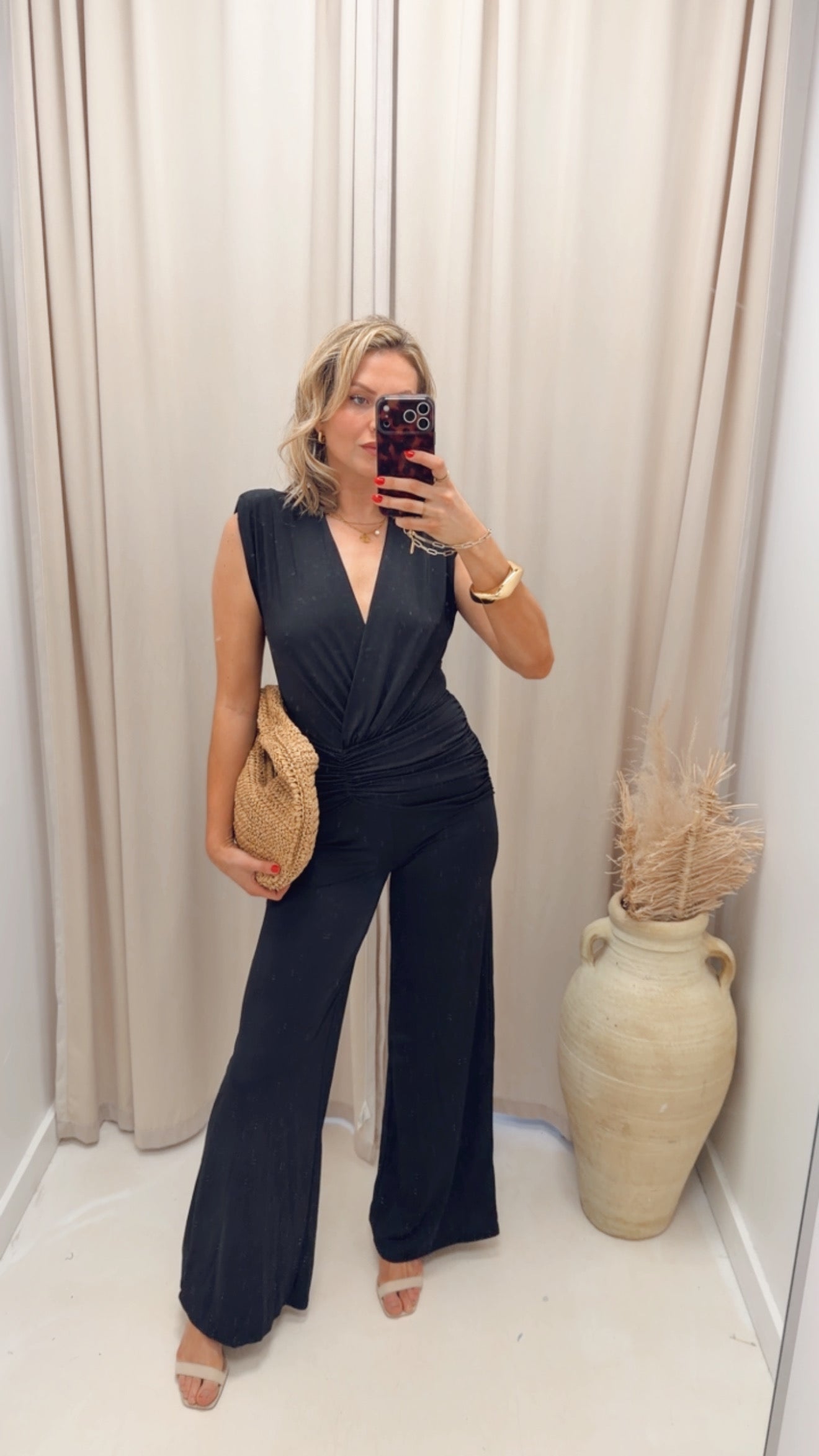 SLEEVELESS RUCHED JUMPSUIT (BLACK)