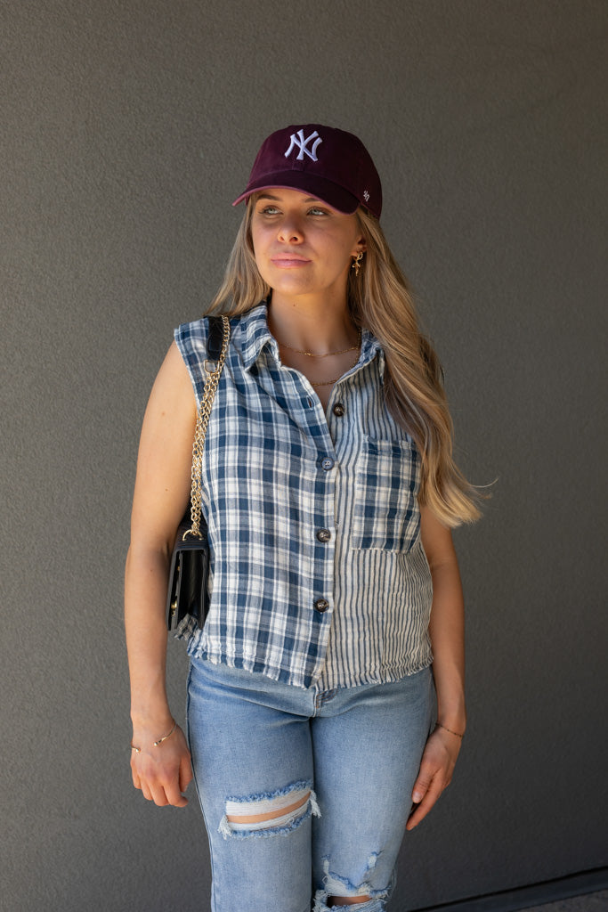 NEW RORY PLAID SLEEVELESS TOP (NAVY)