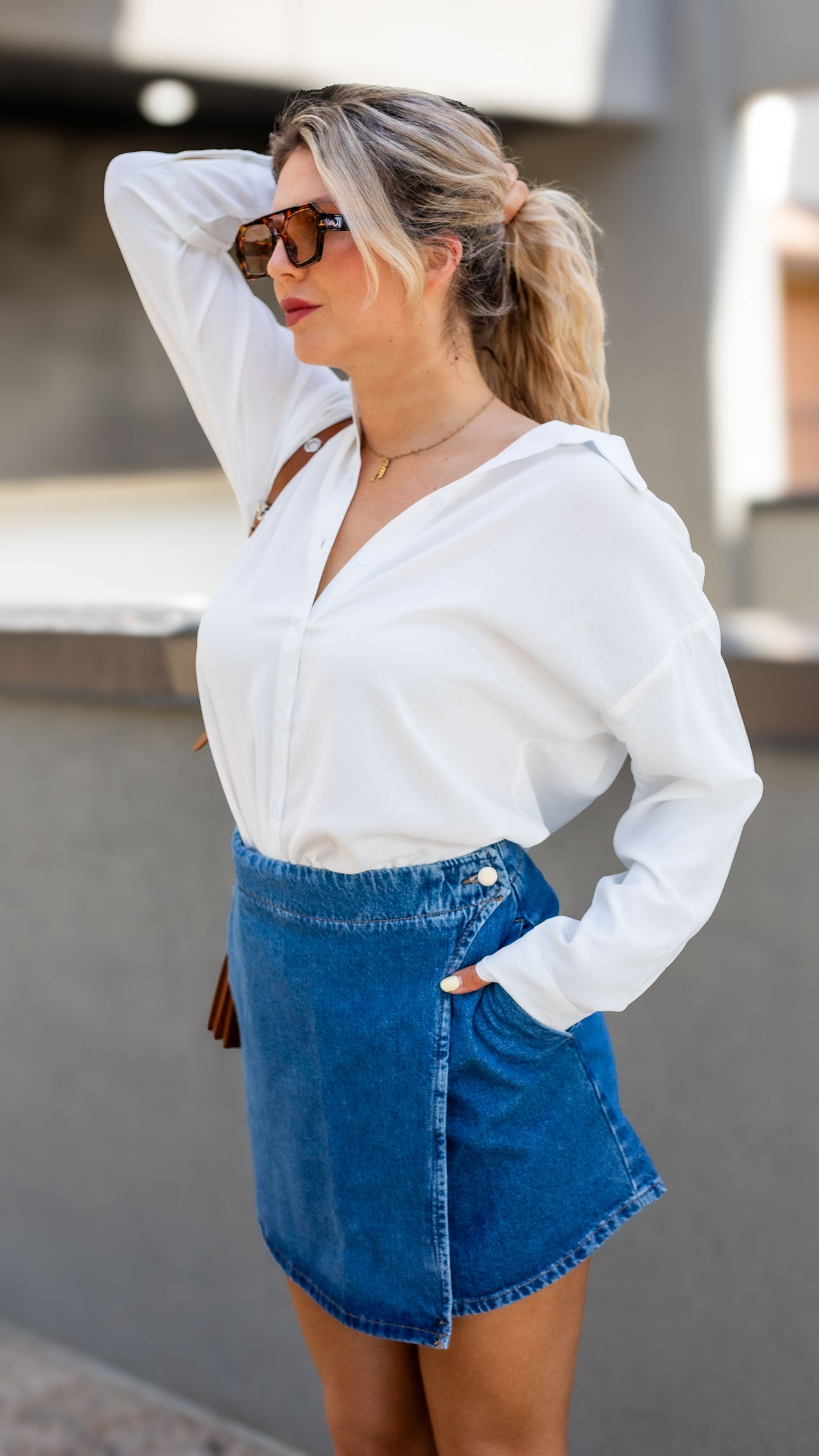 JILLIAN BUTTON UP SHIRT (WHITE)