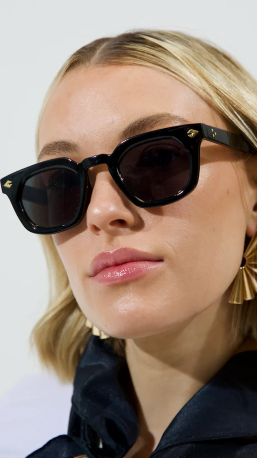 QUINN SUNGLASSES (BLACK)