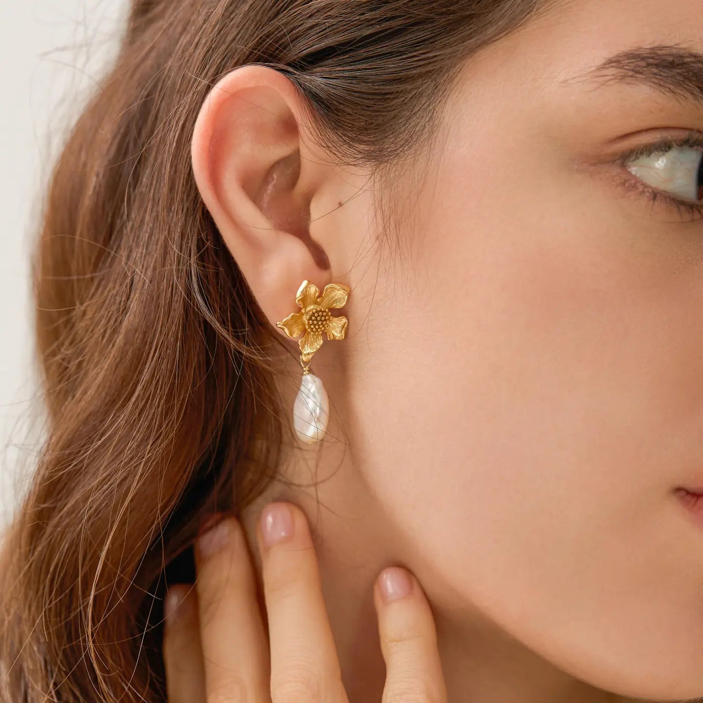 18K GOLD VINTAGE BOHEMIAN FLORAL EARRINGS