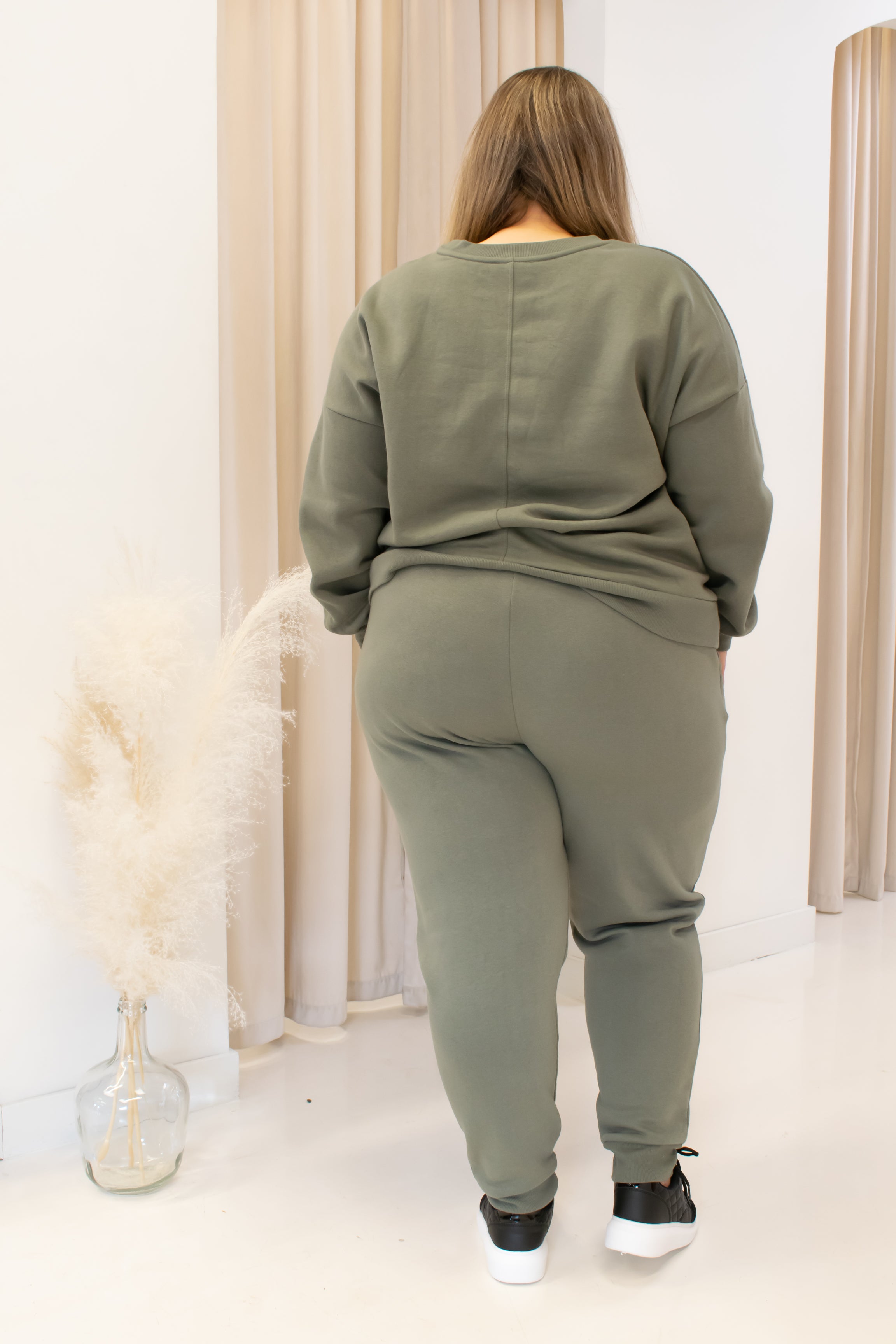 NEW TARA TWO PIECE SWEATSHIRT SET (CURVY) | GREEN