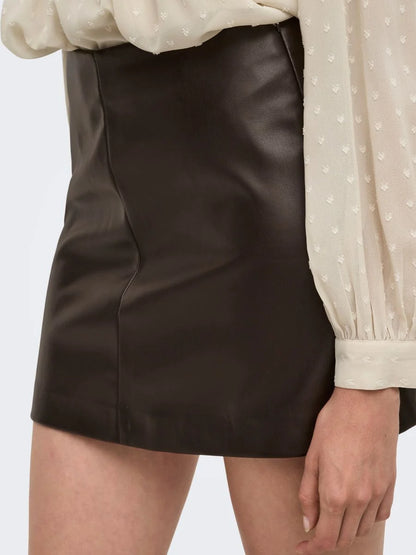 NIELLA HW LEATHER SKIRT (FUDGE)