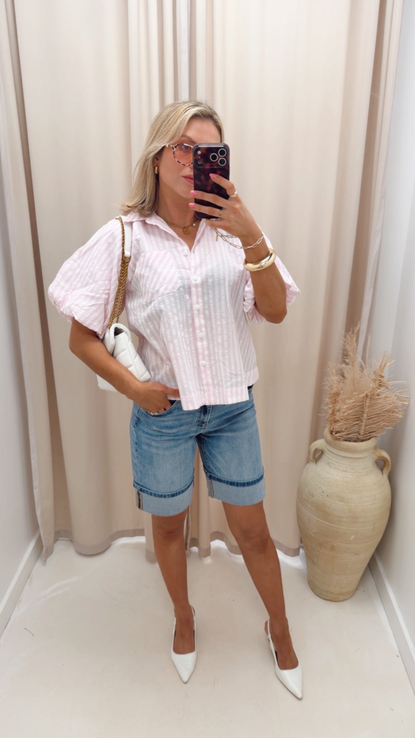 CURVY SIZE HIGH RISE MID LENGTH CUFFED SHORTS