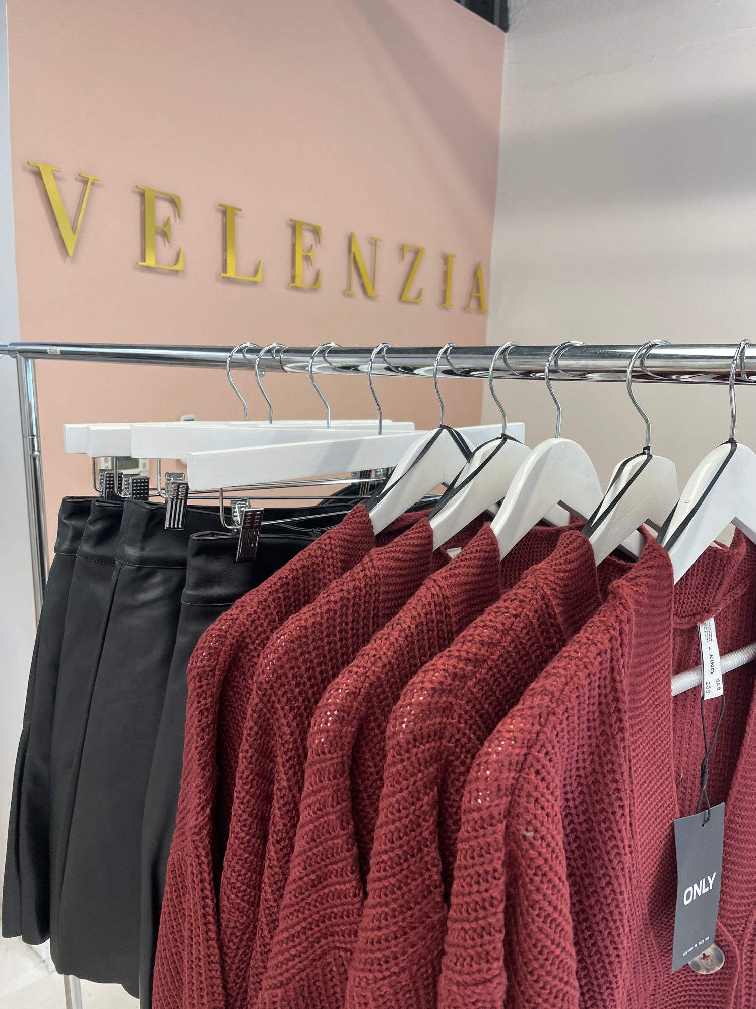 CAROL CARDIGAN (CREAM)(BURGUNDY)| ONLY