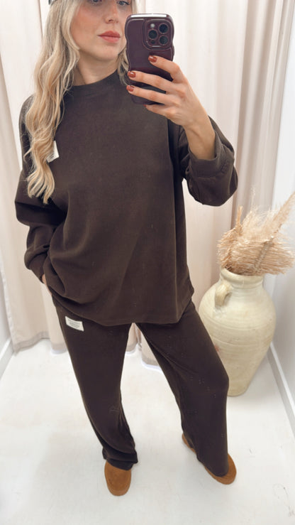 CLASSIC CORDUROY SWEATER AND TROUSER SET (CHOCOLATE)