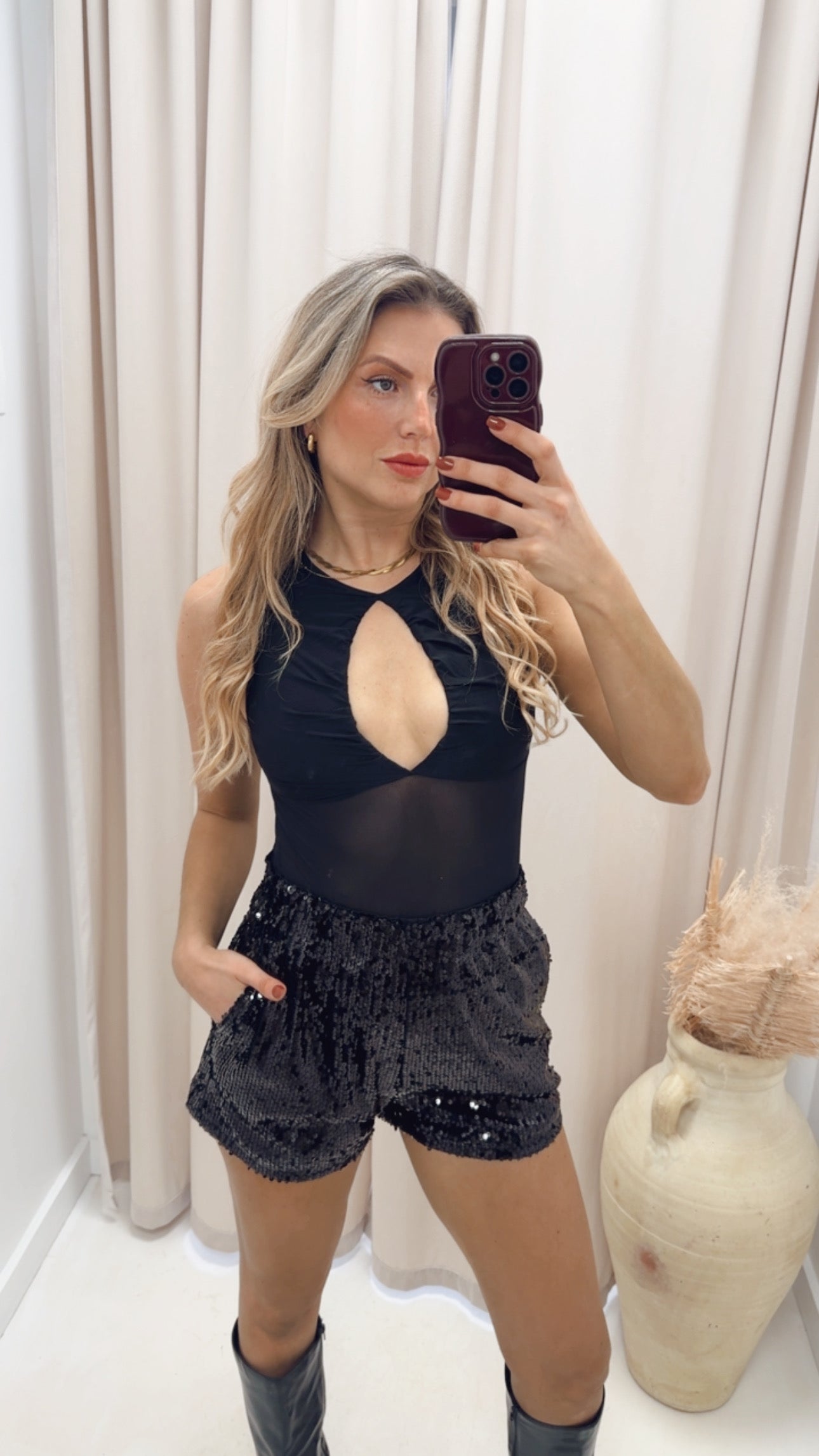 SEQUIN SHORTS (BLACK)