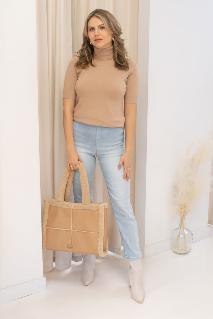 NEW TASH SHORT SLEEVE TURTLE NECK (TAUPE)