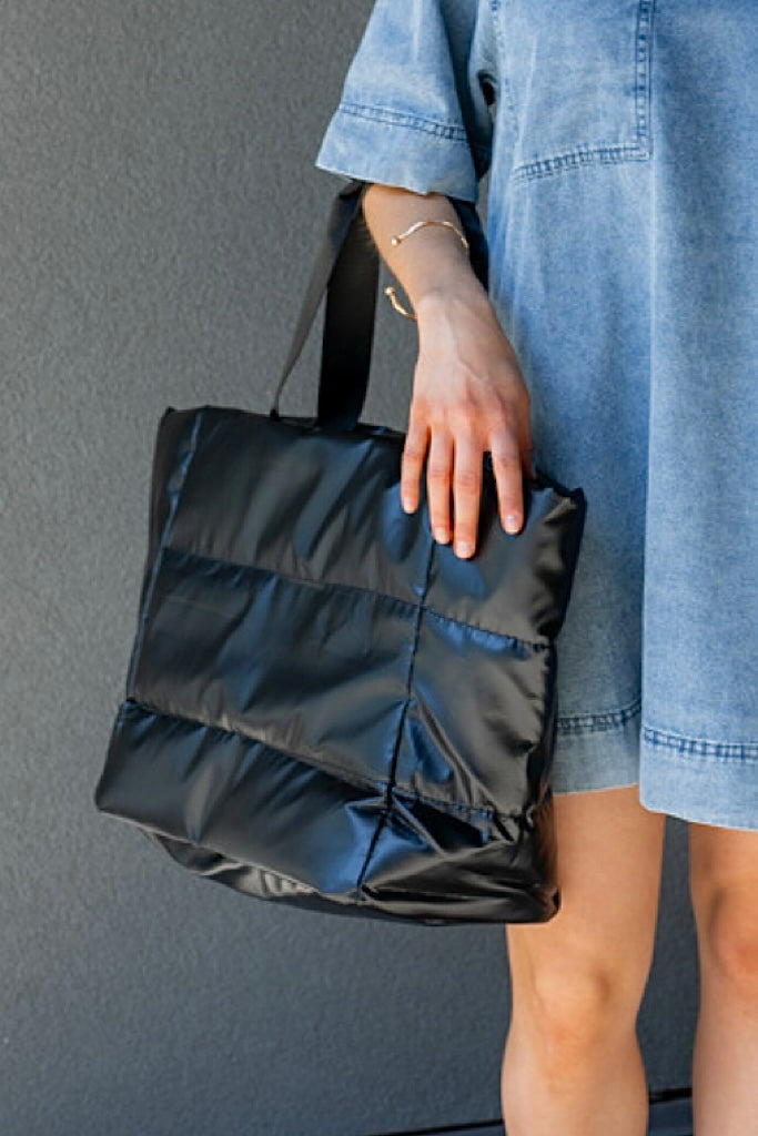 NEW DAYTONA TRAVEL TOTE DUFFLE BAG