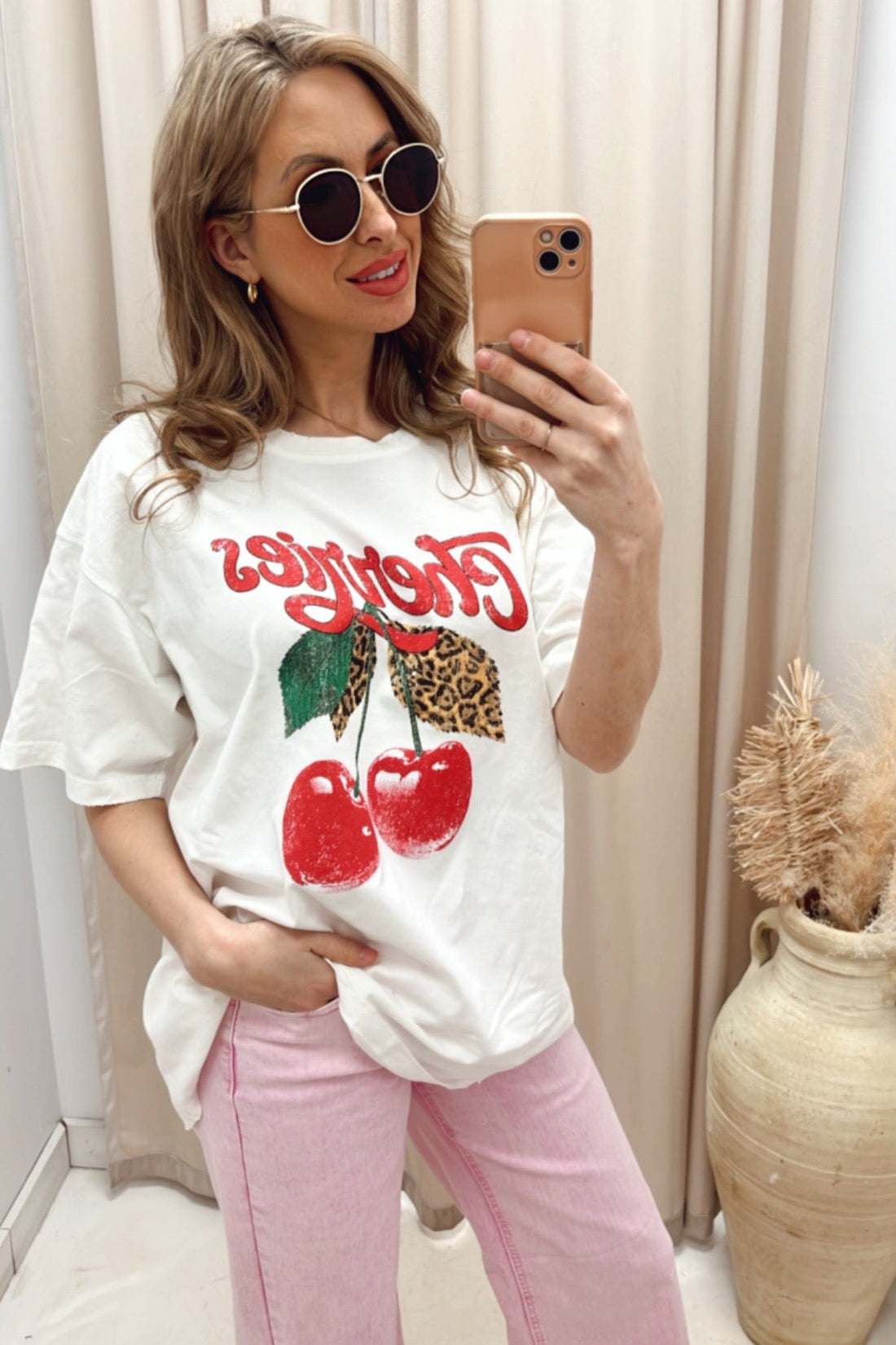 NEW CHERRY GRAPHIC T-SHIRT (WHITE/RED)