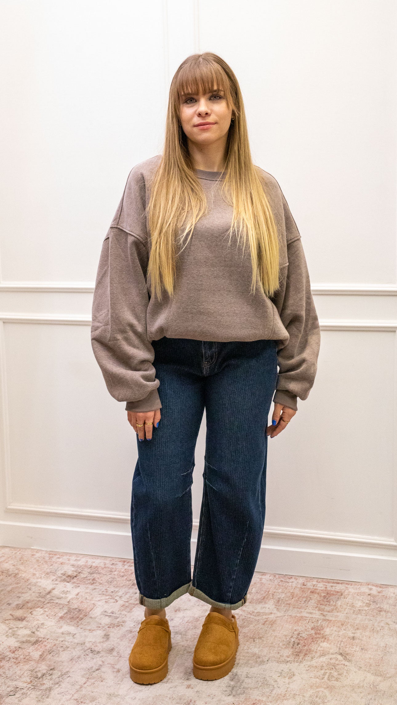 CHELSEA BARRELL JEANS (DARK WASH)