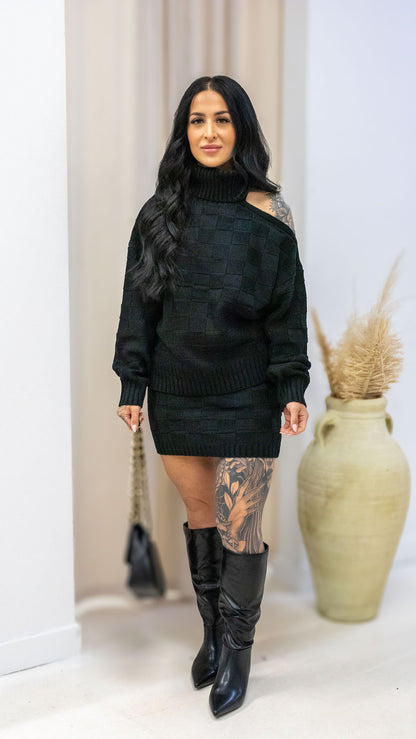 ONYX CHECKERED 2-PIECE KNIT SKIRT SET