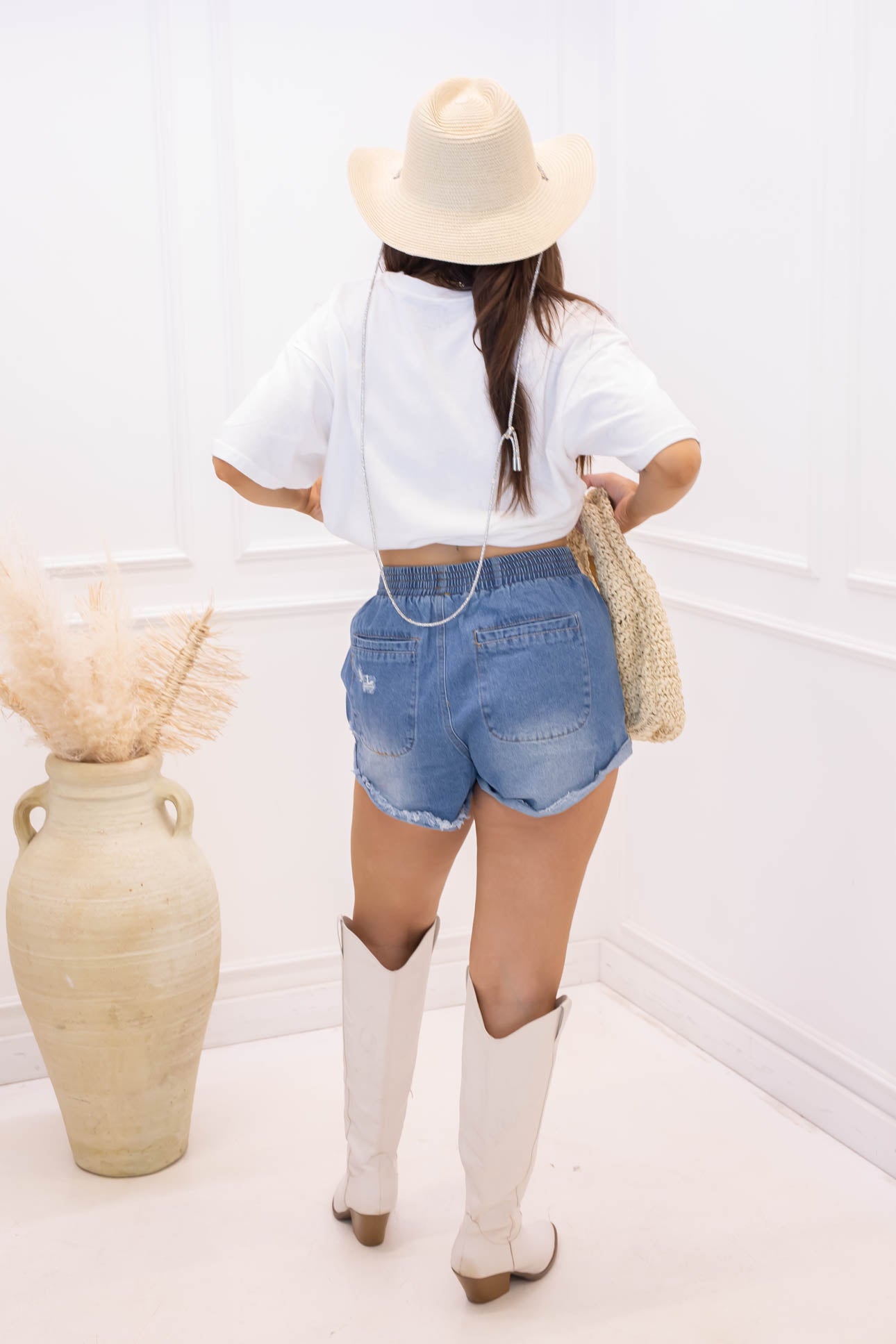 NEW TILA JEAN SHORTS