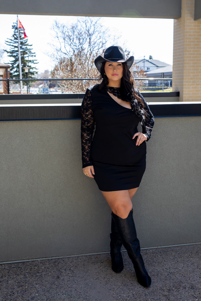 NEW BROOK MINI LACE DRESS (CURVY)