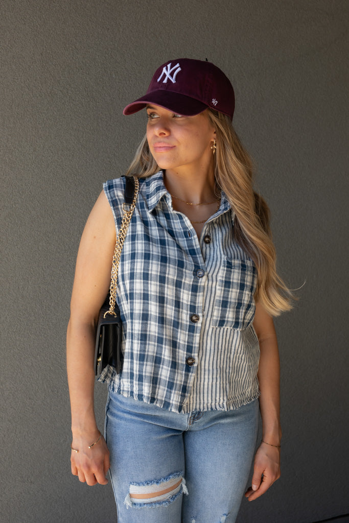 NEW RORY PLAID SLEEVELESS TOP (NAVY)