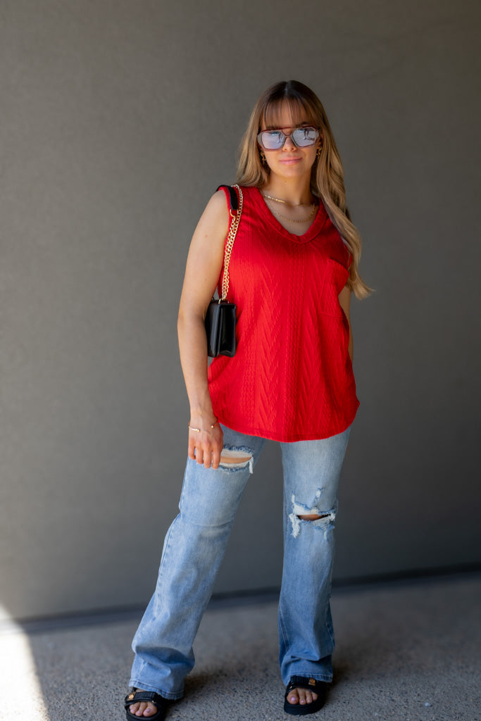 NEW TOVE SLEEVELESS TOP (RED)