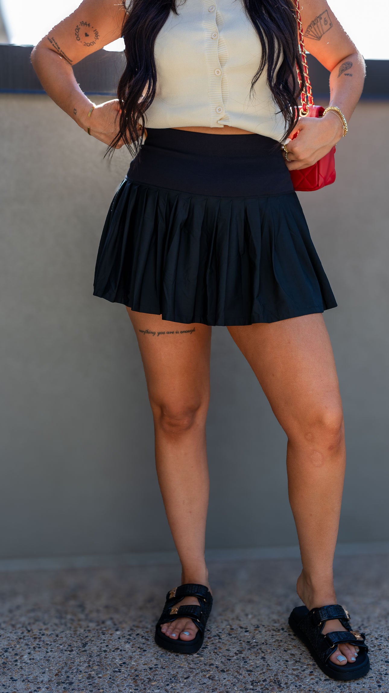 TERRI PLEATED SKORT (BLACK)
