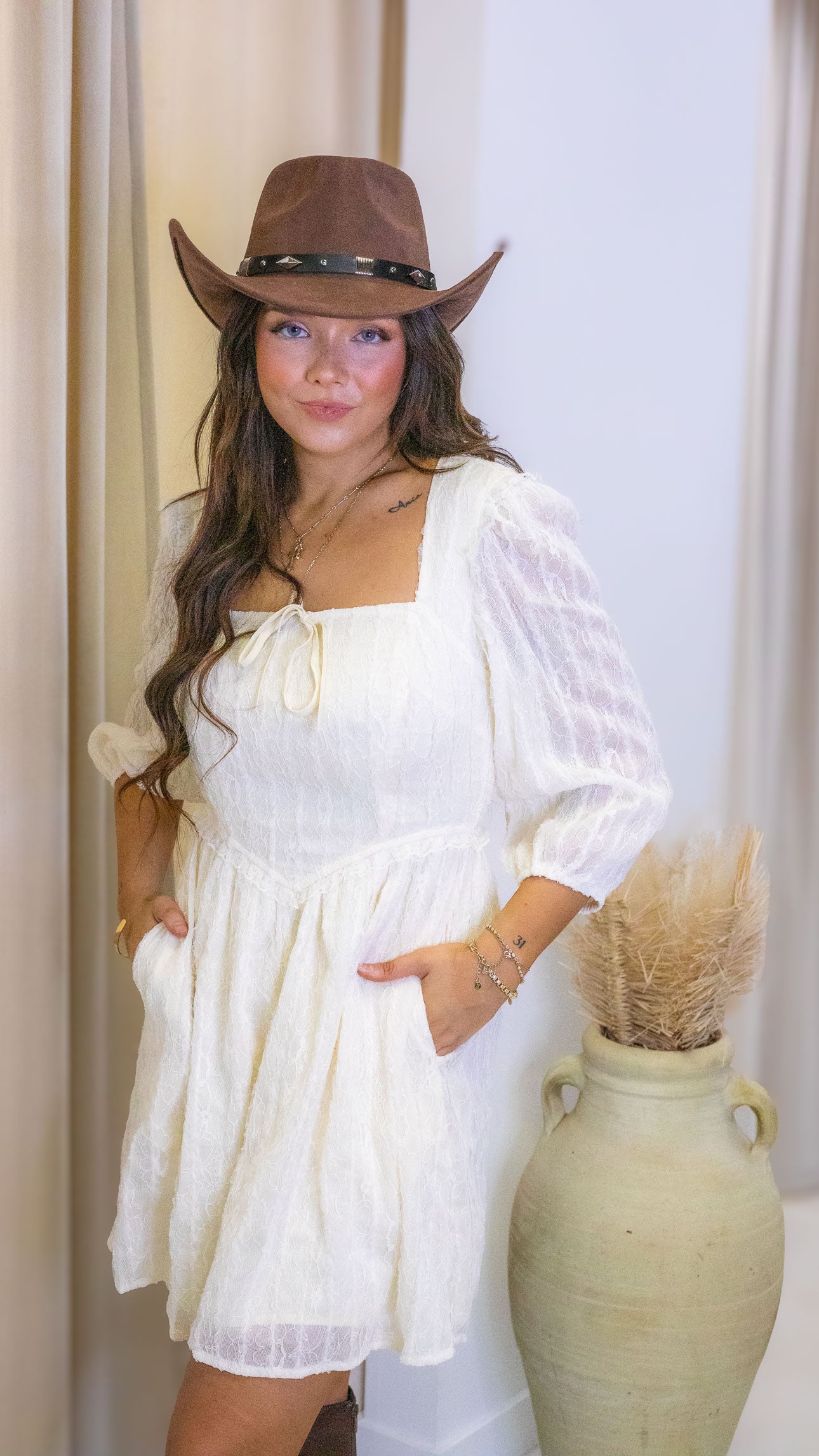 FIORA TEXTURED LACE DRESS (IVORY)