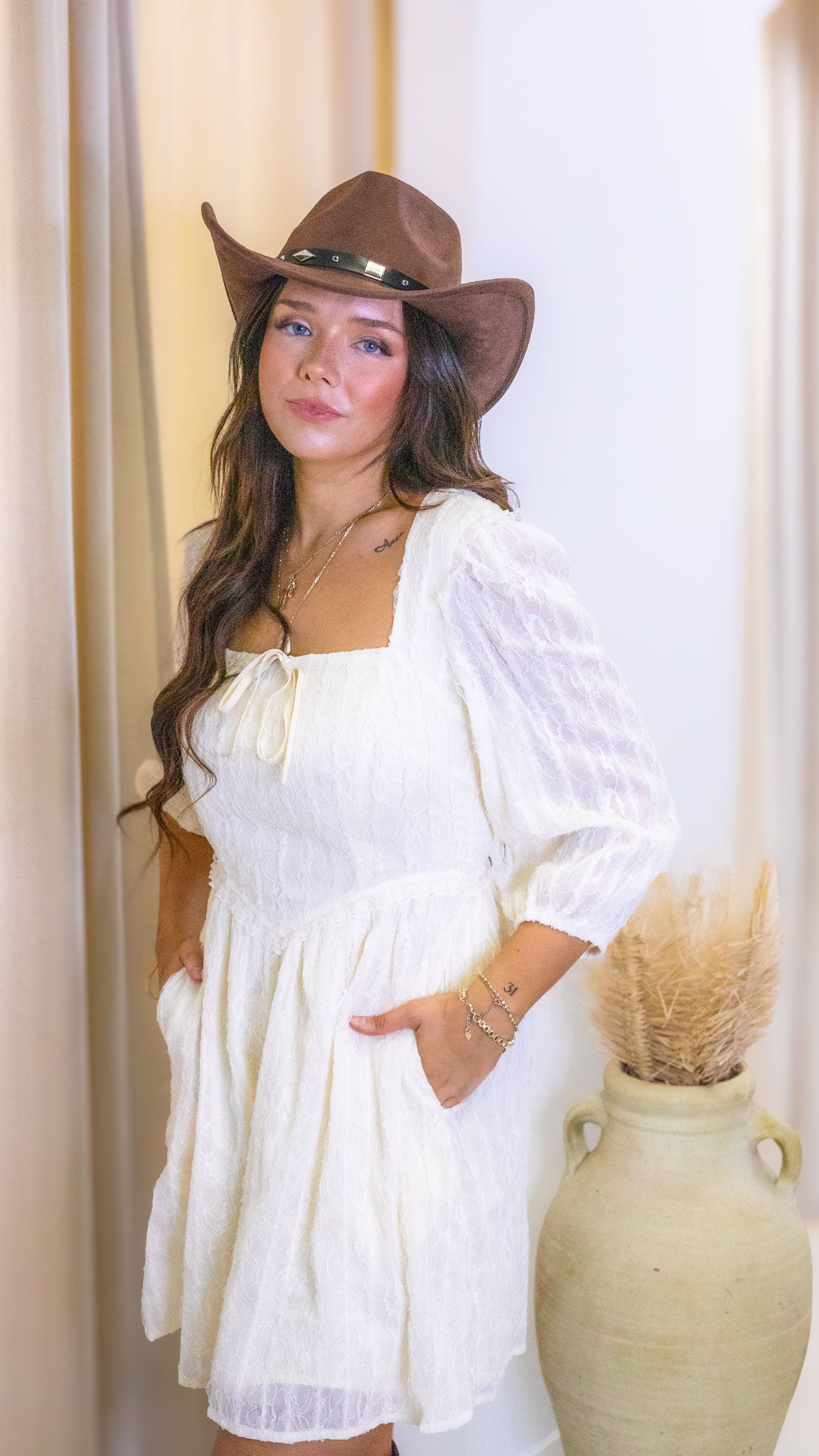 FIORA TEXTURED LACE DRESS (IVORY)