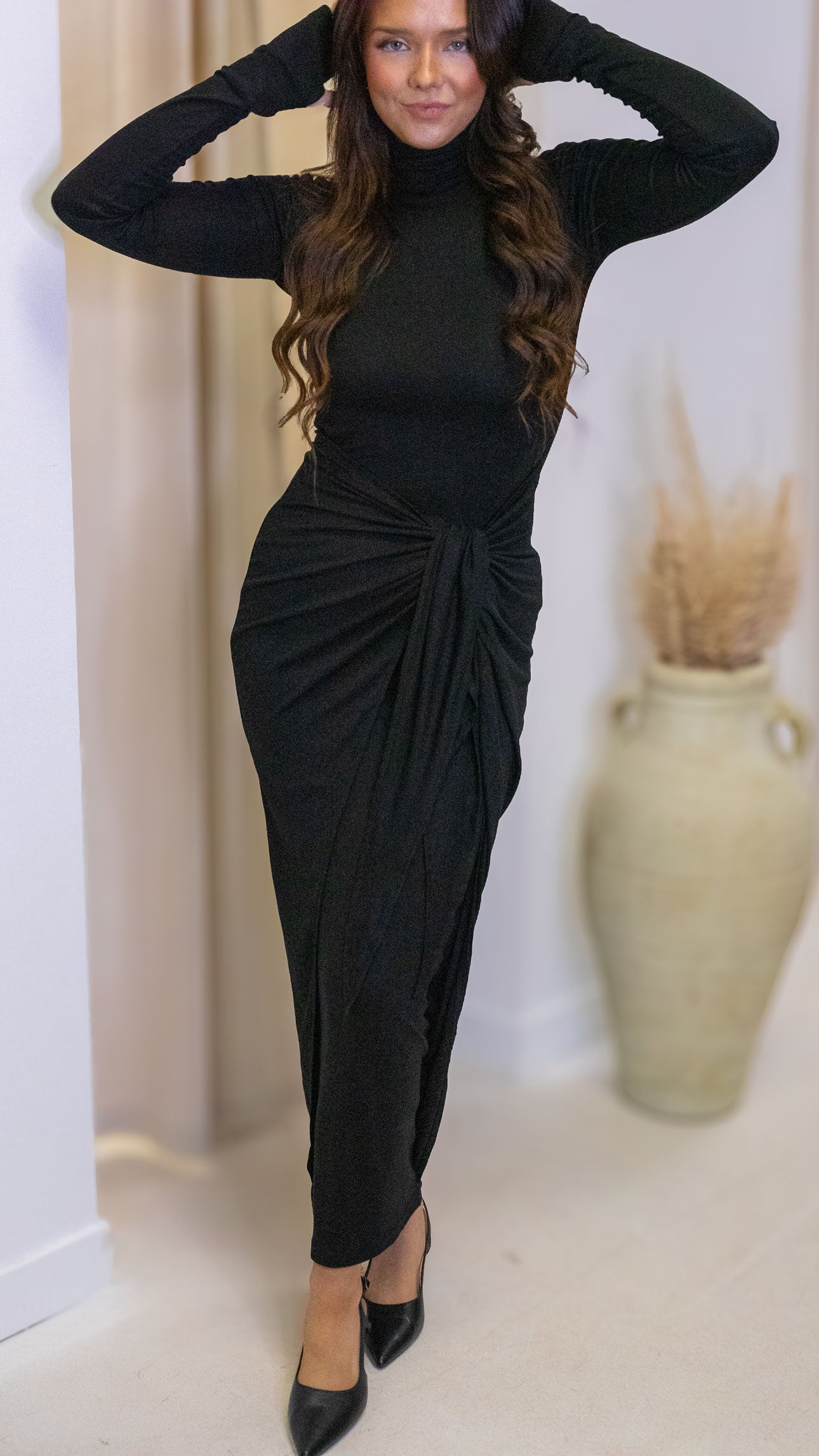 ASHLEY MAXI WRAP DRESS (BLACK)